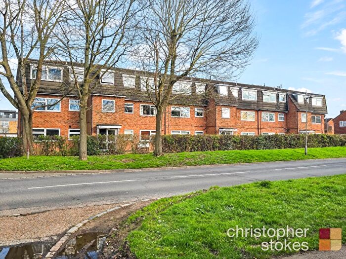 2 Bedroom Flat For Sale In Parkside Court, Rosedale Way, Cheshunt, Hertfordshire, EN7