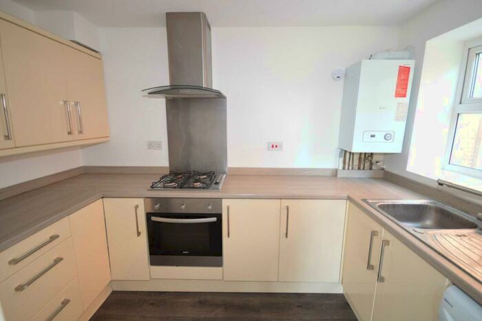 2 Bedroom Apartment To Rent In Park Road West, Claughton, CH43