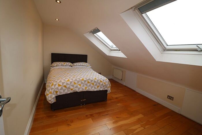1 Bedroom Flat To Rent In Arngask Road, London, SE6
