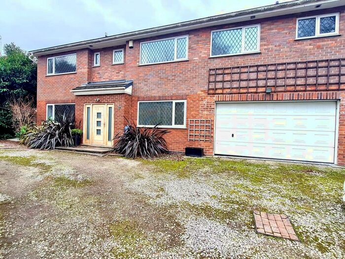 5 Bedroom House To Rent In Gresford, LL12
