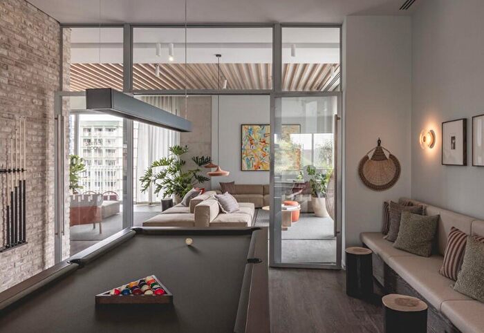 3 Bedroom Apartment To Rent In Nine Elms Lane, London, SW11