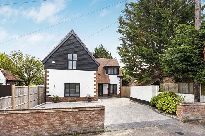 4 Bedroom Detached House For Sale In Worlds End, Beedon, Newbury, RG20