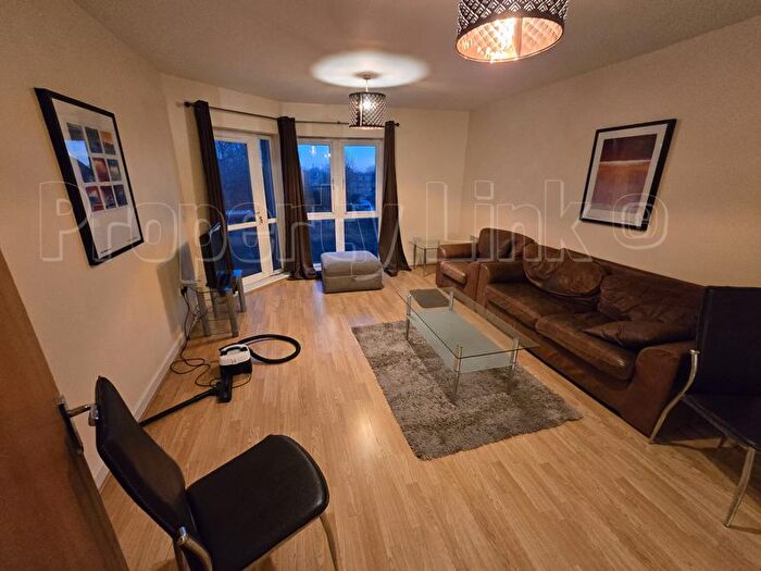 1 Bedroom Flat To Rent In High Road, Ilford, IG1