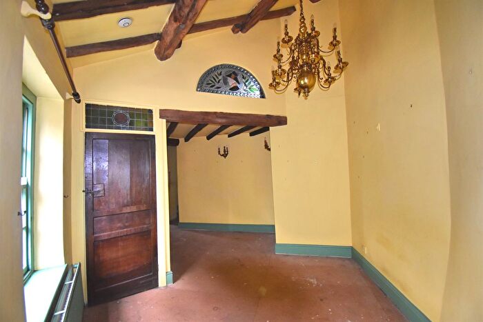 1 Bedroom End Of Terrace House For Sale In Church Street, Hayfield, High Peak, Derbyshire, SK22