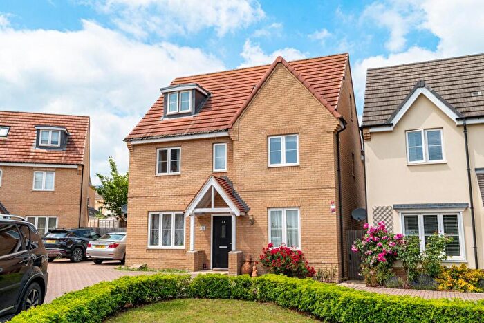 5 Bedroom Detached House For Sale In Hallett Road, Flitch Green, Dunmow, Essex, CM6