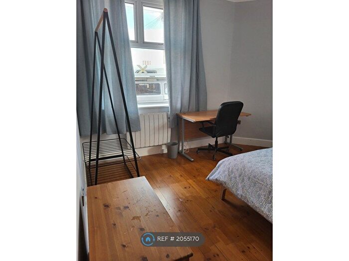 5 Bedroom End Of Terrace House To Rent In Latham Road, Coventry, CV5