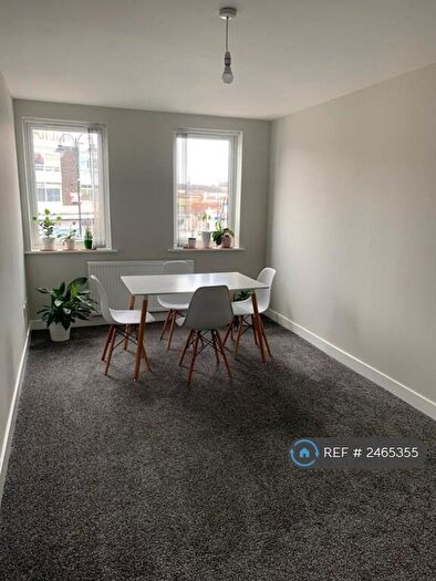 2 Bedroom Flat To Rent In Henry Court, Rotherham, S65