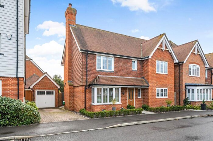 4 Bedroom Detached House For Sale In Sonning Crescent, Bersted Park, PO21