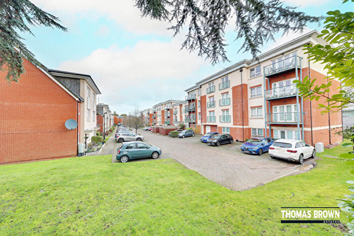2 Bedroom Flat For Sale In Orchard Grove, Orpington, BR6