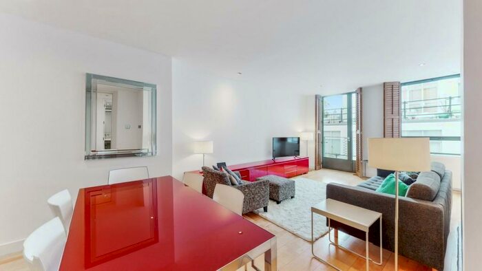2 Bedroom Apartment To Rent In Saffron Hill, EC1N