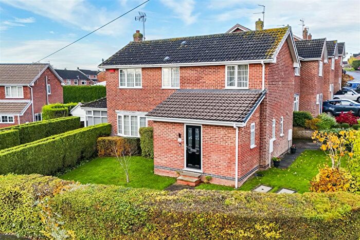 4 Bedroom Detached House For Sale In Kenneth Road, Arnold, Nottinghamshire, NG5