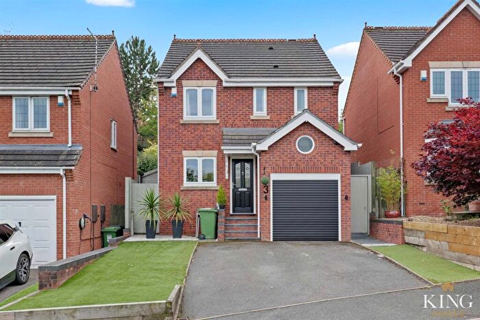 3 Bedroom Detached House For Sale In Atworth Close, Redditch, B98