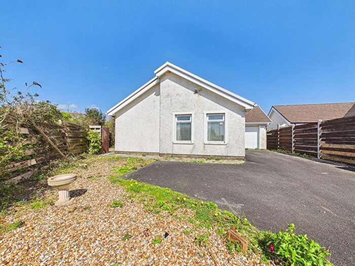 3 Bedroom Detached Bungalow For Sale In Millfields Close, Kilgetty, SA68