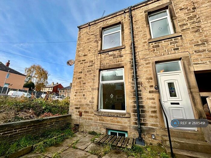 3 Bedroom End Of Terrace House To Rent In Hawthorne Terrace, Crosland Moor, Huddersfield, HD4