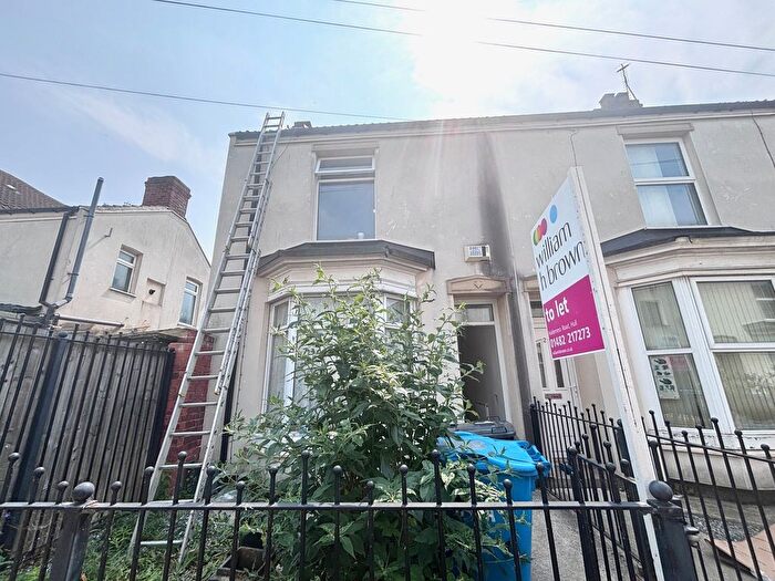 2 Bedroom Terraced House To Rent In Holland Street, Hull, HU9