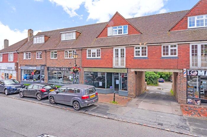 3 Bedroom Maisonette For Sale In Central Parade, High Street, Wadhurst, East Sussex, TN5