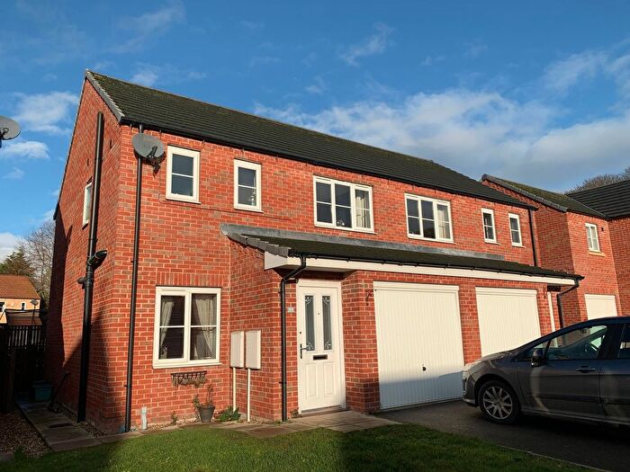 3 Bedroom Semi-Detached House To Rent In Norton, Malton, YO17