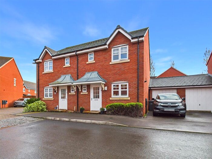3 Bedroom Semi Detached House For Sale In Bromley Road Kingsway, Quedgeley, Gloucester, Gloucestershire, GL2