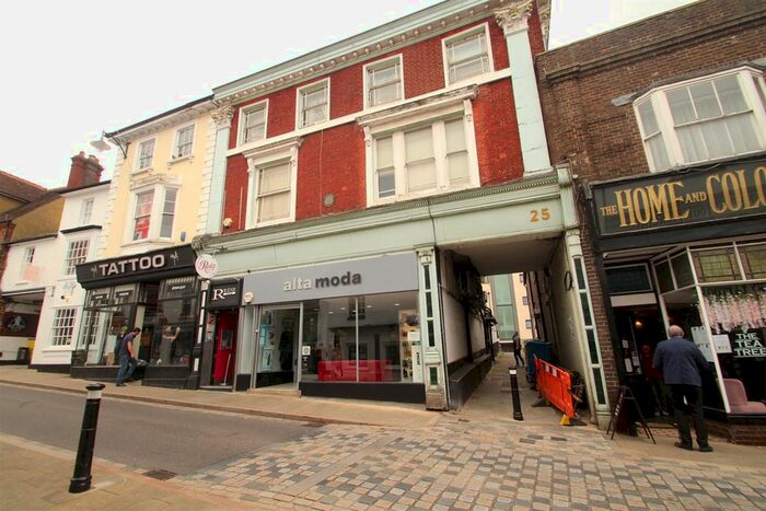 Studio To Rent In High Street, Hemel Hempstead, HP1