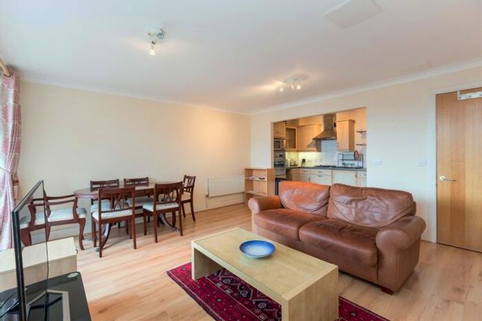 1 Bedroom Flat To Rent In Regent Court, North Bank, NW8