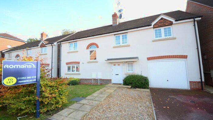 4 Bedroom Detached House To Rent In Waleron Road, GU51