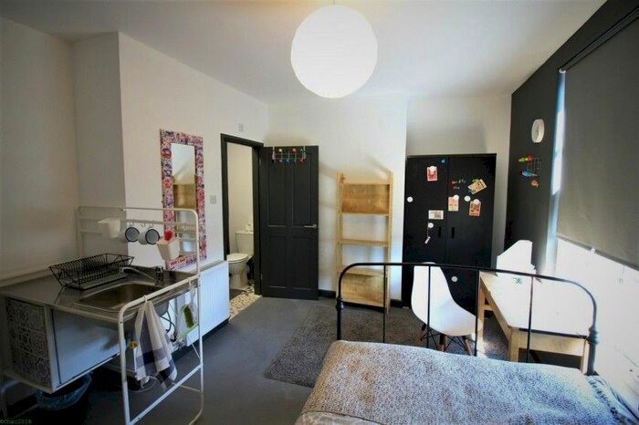 1 Bedroom Terraced House To Rent In Far Gosford Street, Coventry, CV1