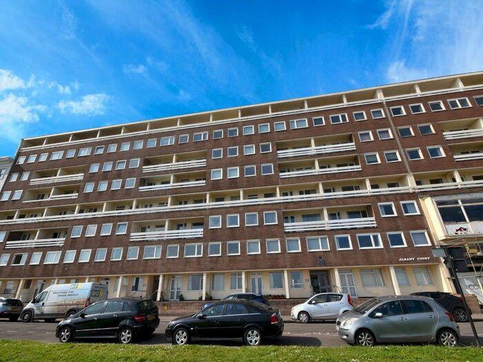 2 Bedroom Flat To Rent In Robertson Terrace, Hastings, TN34
