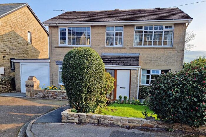 4 Bedroom Detached House For Sale In Holme View Avenue, Upperthong, Holmfirth, West Yorkshire, HD9