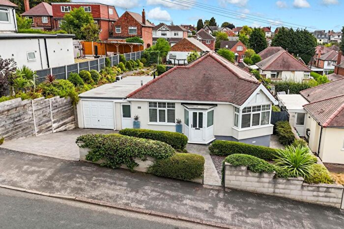3 Bedroom Detached Bungalow For Sale In Watson Avenue, Nottingham, NG3