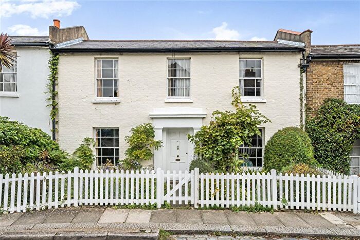 2 Bedroom Terraced House For Sale In Halifax Street, Sydenham, London, SE26