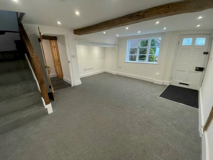 2 Bedroom Cottage To Rent In Ullesthorpe, Leicestershire, LE17