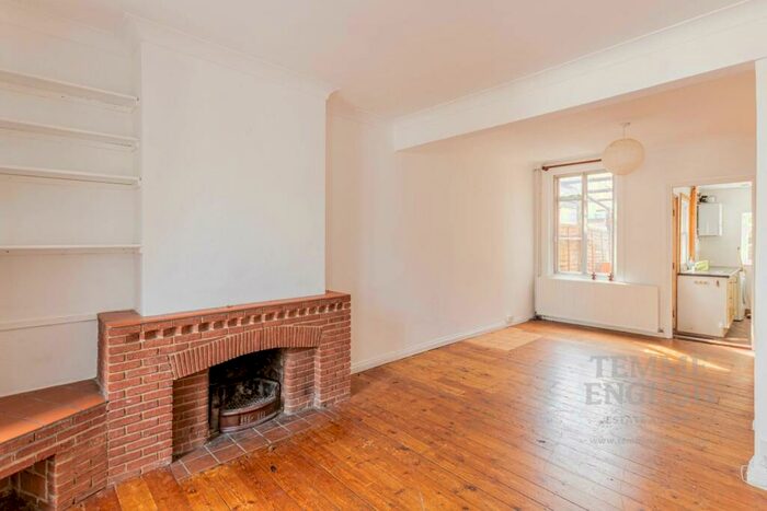 2 Bedroom Terraced House To Rent In Northgate Street, Colchester, CO1