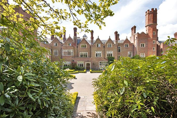 3 Bedroom Flat For Sale In Swaylands, Penshurst Road, Penshurst, Tonbridge, TN11