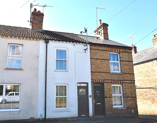 2 Bedroom Terraced House To Rent In Radcliffe Road, Stamford, PE9