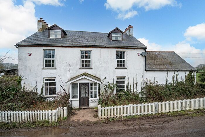 5 Bedroom Detached House For Sale In Banbury Lane, Rothersthorpe, NN7