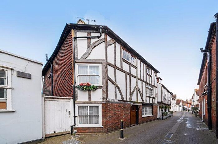 4 Bedroom End Of Terrace House For Sale In Sandwich, CT13