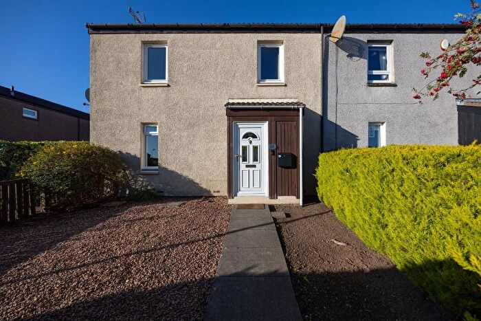 2 Bedroom End Of Terrace House For Sale In The Riggs, Auchtermuchty, KY14
