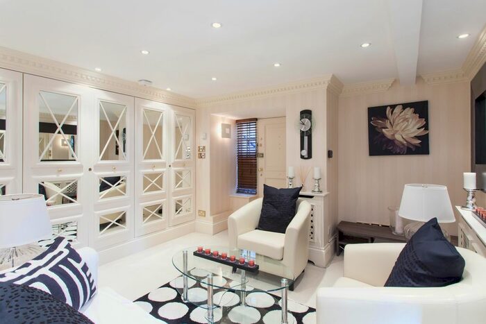 Studio To Rent In Frognal, London, NW3