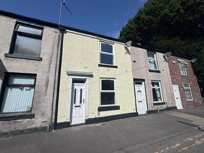 2 Bedroom Terraced House To Rent In Manchester Road, Bury, BL9