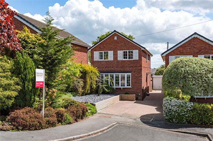 4 Bedroom Detached House For Sale In Blackwood Gardens, Cookridge, Leeds, LS16