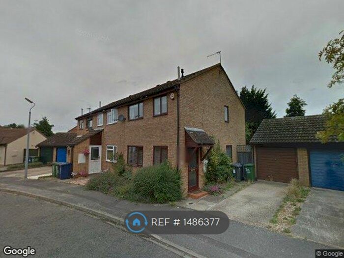 3 Bedroom End Of Terrace House To Rent In Bagot Place, Cambridge, CB4