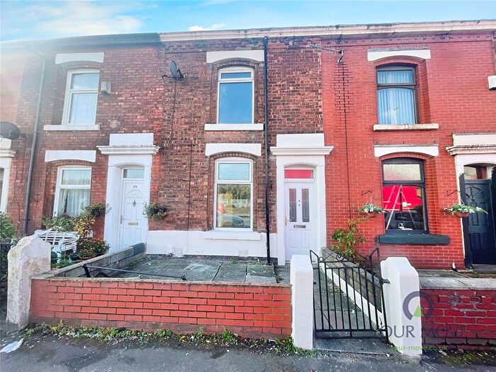 2 Bedroom Terraced House To Rent In Bolton Road, Blackburn, Lancashire, BB2