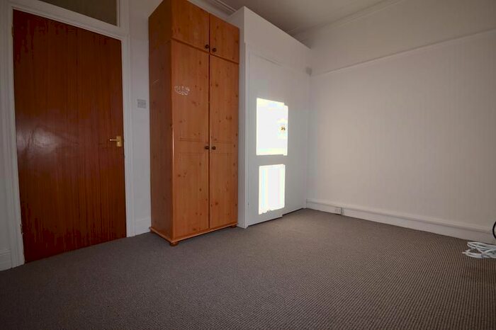 2 Bedroom Property To Rent In Jameson Road, Bexhill-On-Sea, TN40