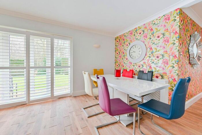 2 Bedroom Flat To Rent In Mount Park Road, Harrow On The Hill, Harrow, HA1