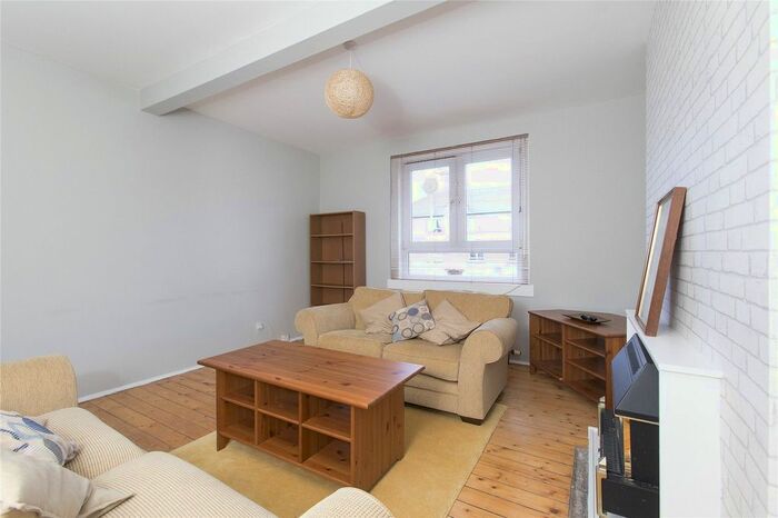 1 Bedroom Flat To Rent In Clearburn Road, Edinburgh, EH16