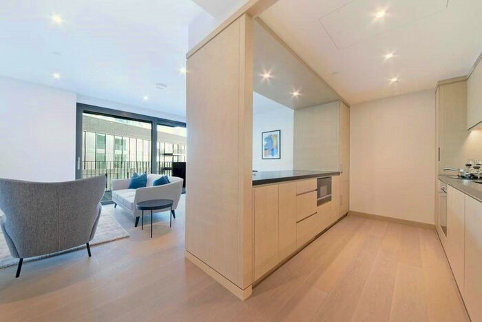 1 Bedroom Flat To Rent In Legacy Building, Embassy Gardens, Nine Elms, SW11