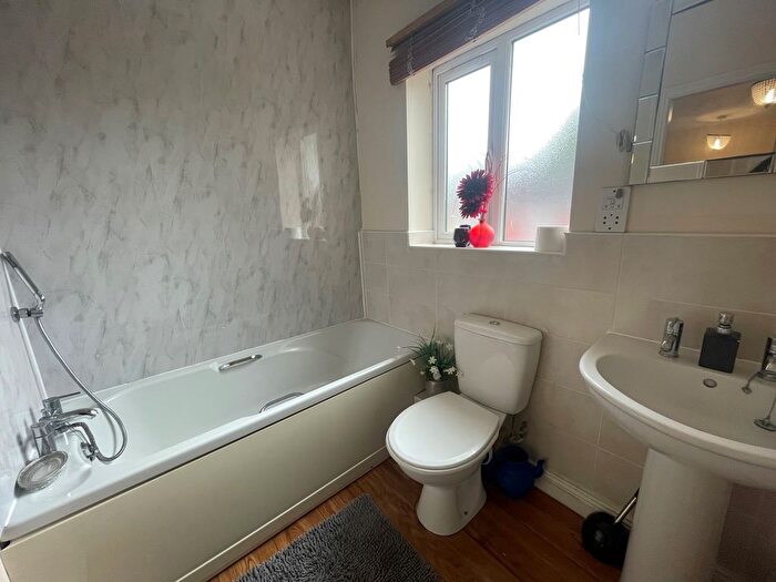 3 Bedroom Property To Rent In Millbrook Gardens, Kings Heath, Birmingham, B13