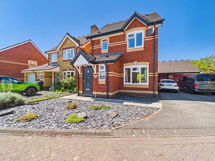 3 Bedroom Detached House For Sale In Saddlers Road, Quedgeley, Gloucester, Gloucestershire, GL2