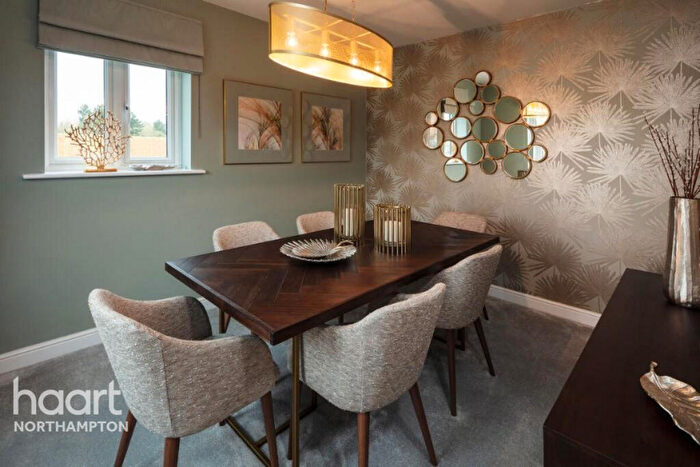 4 Bedroom Detached House For Sale In The Wimborne, Hunsbury Park, Northampton, NN5