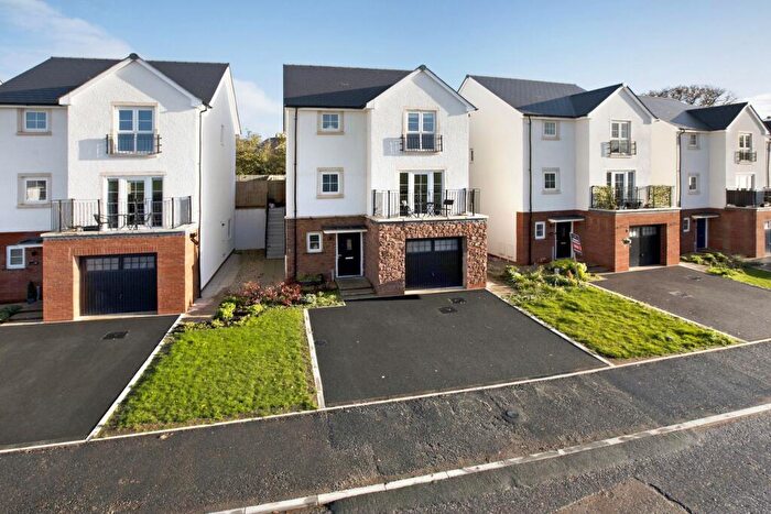 4 Bedroom Detached House For Sale In Juniper Drive, Dawlish, EX7